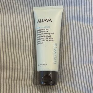 AHAVA Time to Hydrate Essential Day Moisturizer - White and Blue BRAND NEW!